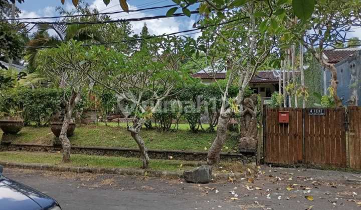 FOR RENT: VILLA HOUSE WITH RURAL ATMOSPHERE IN ABIANSEMAL FOR RENT: VILLA HOUSE WITH RURAL ATMOSPHERE IN ABIANSEMAL