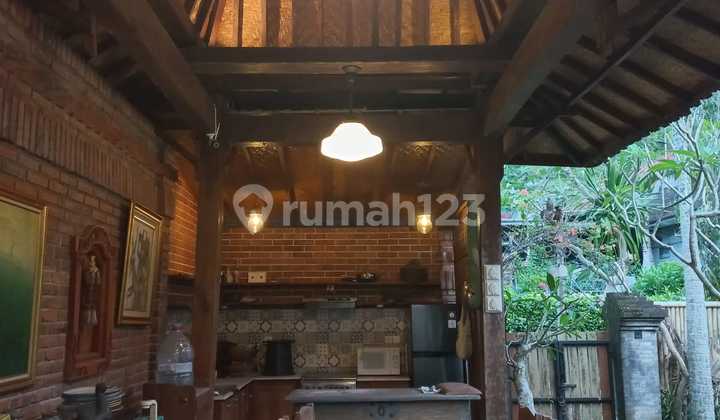 FOR RENT: VILLA HOUSE WITH RURAL ATMOSPHERE IN ABIANSEMAL FOR RENT: VILLA HOUSE WITH RURAL ATMOSPHERE IN ABIANSEMAL