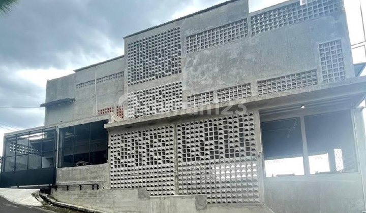 Lelang Tanah dan Gedung Serbaguna di Ciburial Cimenyan Bandung!