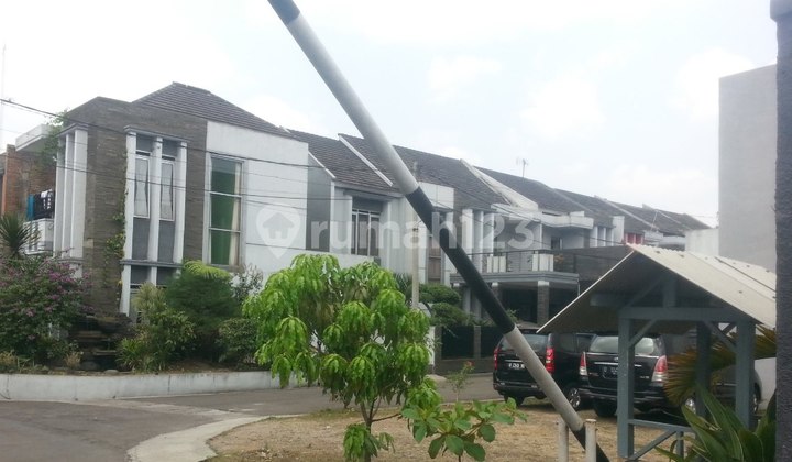 Auction House in Antapani Cluster Bandung! 2