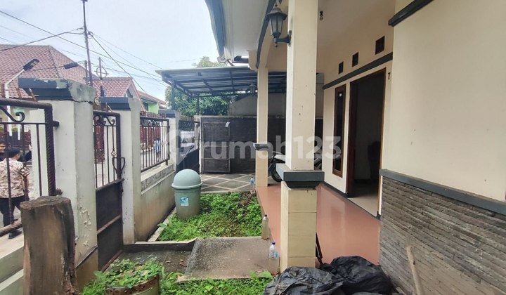 Good Auctioned House near Soekarno Hatta Bypass in Bandung 2