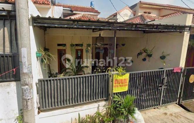 Ready-to-Occupy House for Cheap Auction in Margahayu Area Ready-to-Occupy House for Cheap Auction in Margahayu Area