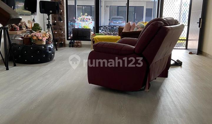 Disewakan Rumah Millenial X12,5 Hoek Furnish Mewah Siap Huni 2