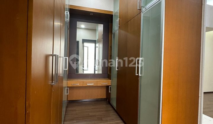 DIJUAL RUMAH SEMI FURNISHED MEWAH GIRSENDA 10X20m2 Unit Langka 2