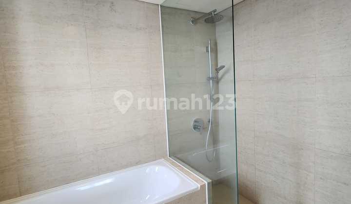 SUPER BEST DEAL FULL FURNISHED MEWAH 113m2 APARTMENT GOLD COAST 2