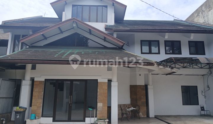 Spacious Strategic House on the Side of Cirendeu Raya Street 2