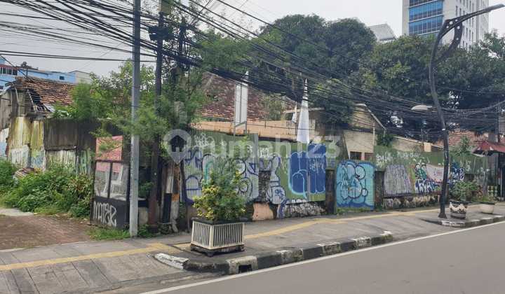 Rumah Tua Lt 529M² di Jl Jaksa Kbn Sirih Menteng Jakarta Pusat