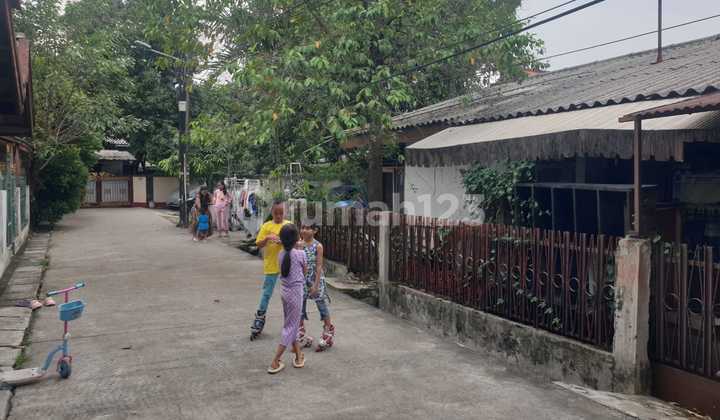 Rumah Tua di Jl Sapta Kirana Kelapa Gading Jakarta Utara 2