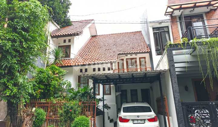 Rumah Tua di Cluster Maleo Bintaro Sek 9 Tangerang Selatan Rumah Tua di Cluster Maleo Bintaro Sek 9 Tangerang Selatan
