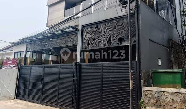 Rumah Komersil di Jl Kemang Utara Ii Bangka Jakarta Selatan