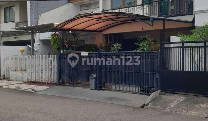 Rumah 2Lt di Jl Pelepah Elok Viii Kelapa Gading Jakarta Utara 2