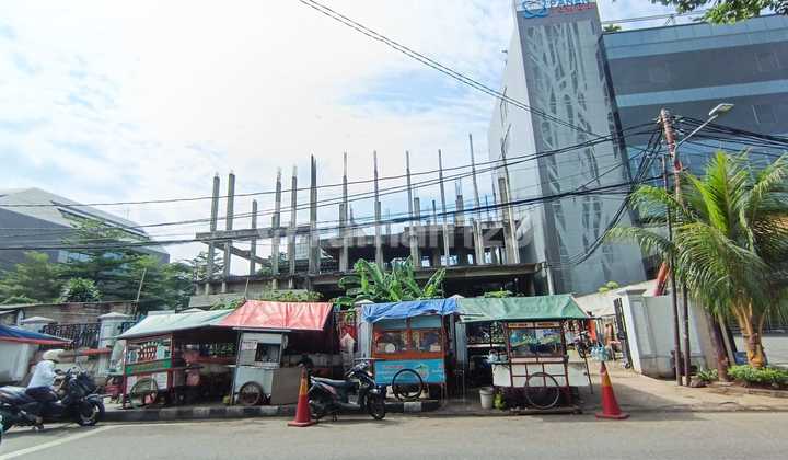 Bangunan Mangkrak di Jl Patal Senayan Kby Lama Jakarta Selatan