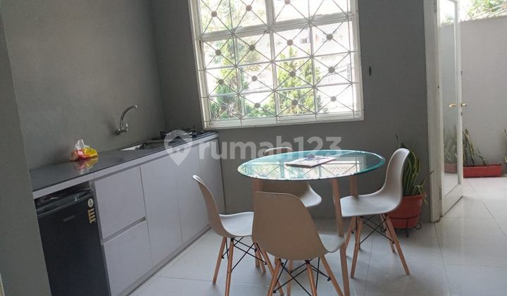 Disewakan Town House 2 Lantai Full Furnished Taman Elok Lippo Karawaci 2