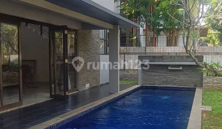 TURUN HARGA Rumah Bagus Private Swimming Pool BSD Green Cove Tangerang TURUN HARGA Rumah Bagus Private Swimming Pool BSD Green Cove Tangerang