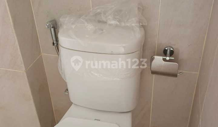 For Rent Fast New 3-Storey Shophouse Ready for Handover - Akasa Promenade Shophouse, BSD City