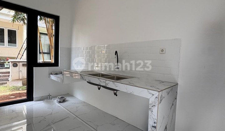 Dijual Rumah Hoek Badan Brand New 2 Lantai di The Foresta - Bsd City 2