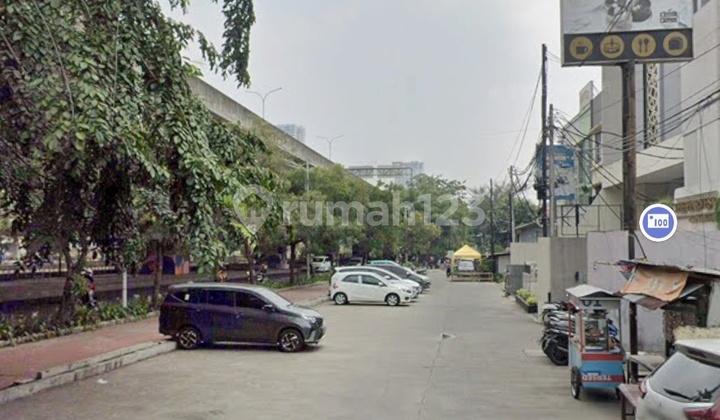 Premium Ruko for Rent – Super Strategic Location in South Bekasi, Flanked by Ms Glow Aesthetic Clinic and The Harvest, Just a Step Away from Grand Metropolitan Mall & Primaya Hospital. 2