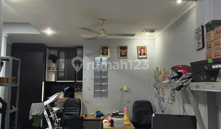 Dijual Rumah 2 Lantai di Bawah Harga Pasaran, Pamulang  2