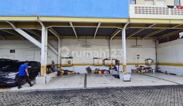Dijual Bengkel Mobil berikut Mesin dan Barang di Cikarang Utara 
