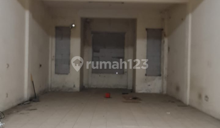 Shop House for Rent near Berkat Gandeng New Asia Pharmacy - Karawaci 2