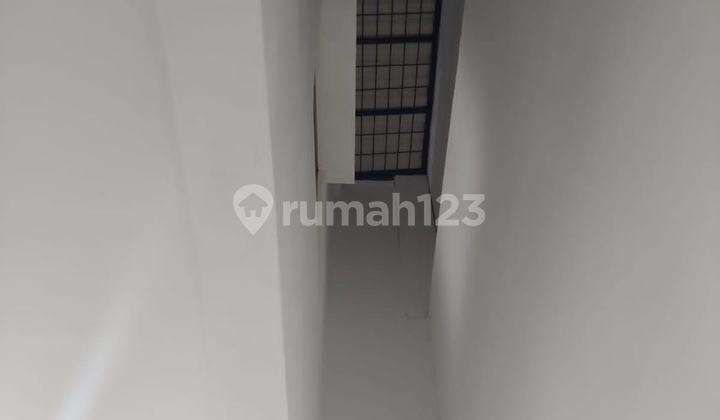 Disewakan Rumah Cluster Amerika di Green Lake City  2