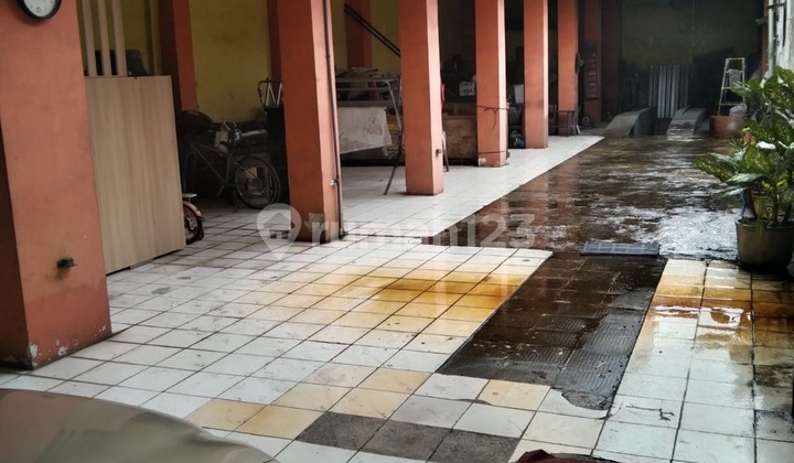 For Sale: 47-Room Boarding House and Showroom in Bandung City 2