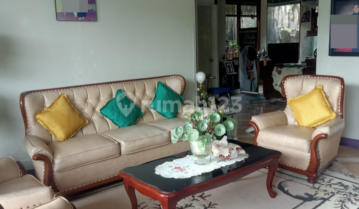 Dijual Villa 2 Lantai ada Ruang Karaoke Cipanas, Cianjur  2