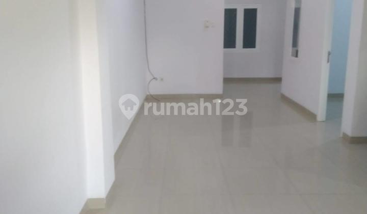 Dijual Strategis Rumah Taman Harapan Baru, Bekasi  2