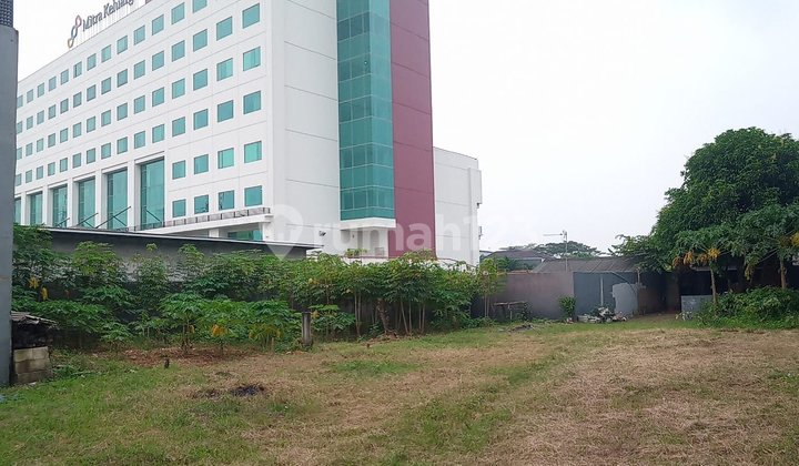 Dijual Tanah di Pinggir Jalan Raya Legok - Karawaci, Tangerang 