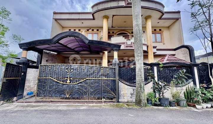 Dijual Rumah Furnished 2 Lantai Marga Sari, Bandung 