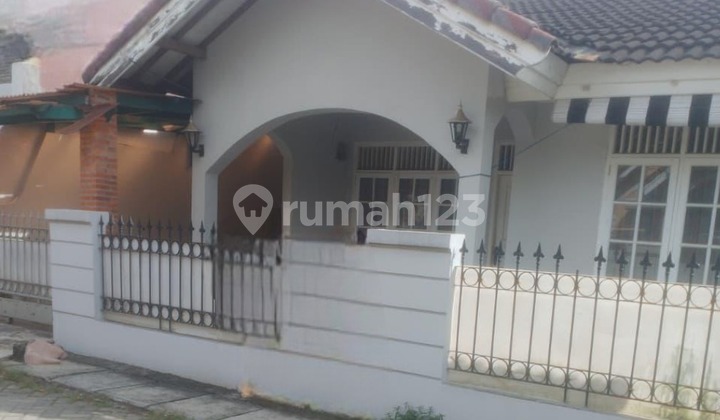 Dijual Rumah 1,5 Lantai Pinang, Kota Tangerang 2