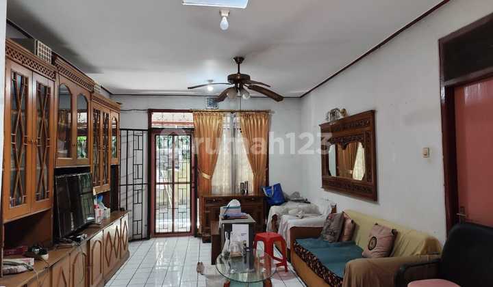 For Sale House in Pamulang 1 Strategic, South Tangerang 2