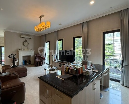 Luxury House for Sale in Senopati, Kebayoran Lama - South Jakarta 2