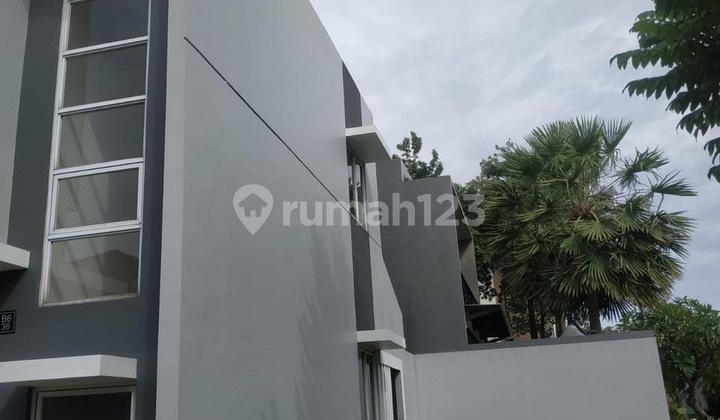 Dijual Rumah Hook Serenade Lake Gading Serpong, Tangerang 2