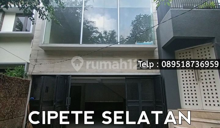 Cipete Selatan - Nice House Ready to Occupy With Private Swimming Pool in Cipete Selatan