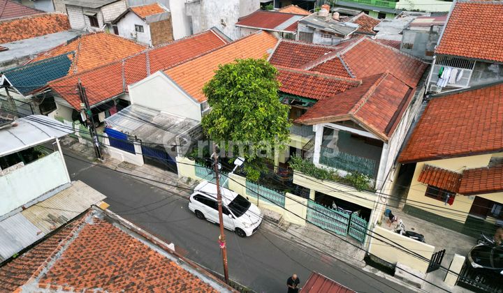 Warung Jati - Old House Land Calculation Near Busway Stop in Warung Jati, South Jakarta 2