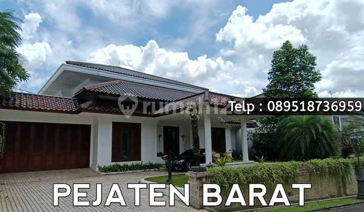 Pejaten Barat Townhouse - Luxury Ready-to-Occupy House in a Townhouse in Pejaten Barat, South Jakarta