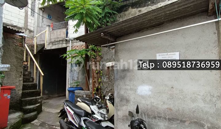 Bangka Kemang - Old House with Land Calculation and Boarding House in Bangka Kemang, South Jakarta 2