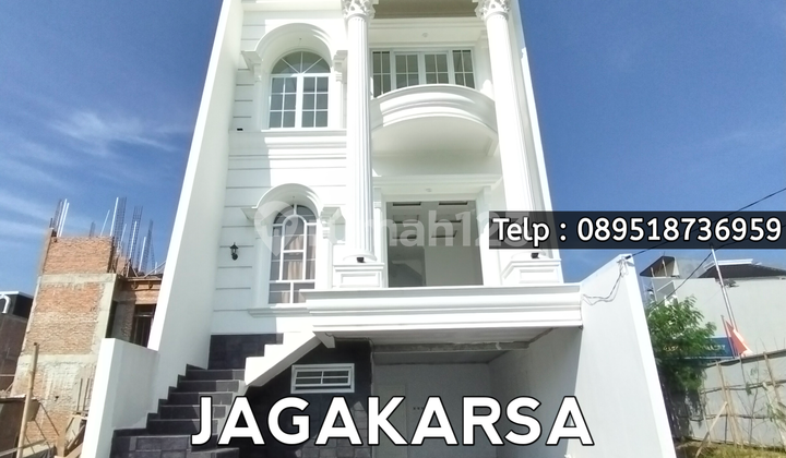 Jagakarsa Cluster - Brand New American Classic House Dalam Cluster (tipe Holandia)