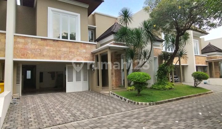 Pejaten Barat - Luxury Ready-to-Occupy Townhouse in Pejaten Barat, South Jakarta