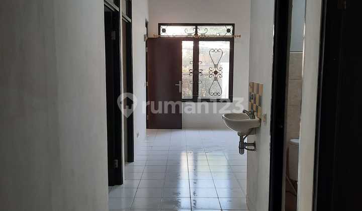 For Sale Neat Ready-to-Occupy House in Nusaloka, BSD 2