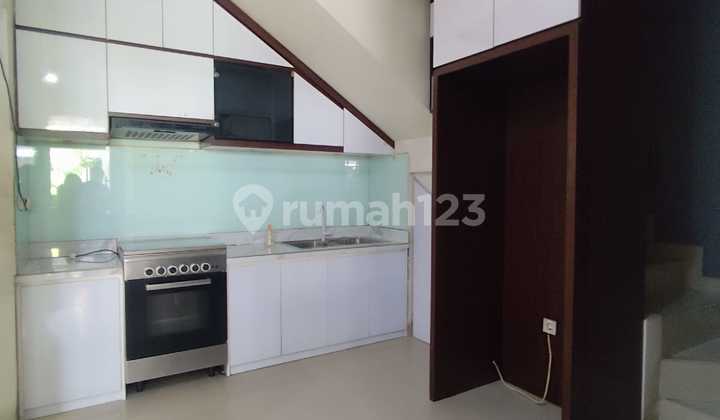 Disewakan Rumah Bagus di Alegria Park, BSD 2