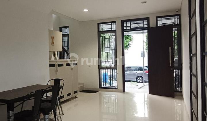 For Rent: House in Regentown, BSD, Tangerang