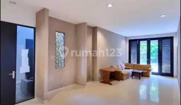 For Sale Nice House in Provence Parkland, Bsd 2
