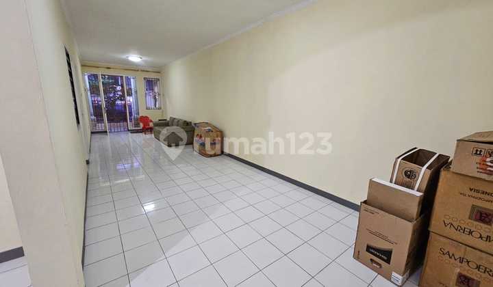 Dijual Rumah Bagus di Metro Permata 1, Tangerang 2