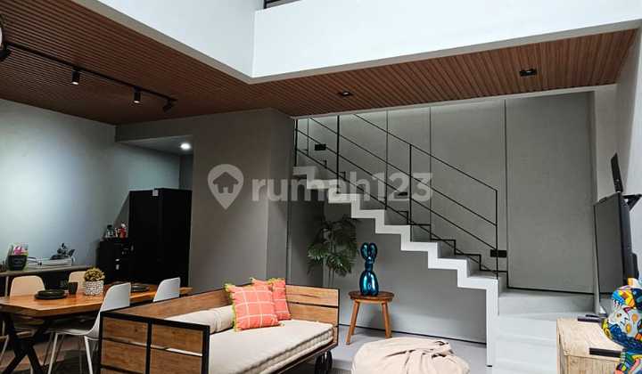 Dijual Rumah Bagus di Casamilo Bintaro, Tangerang 2