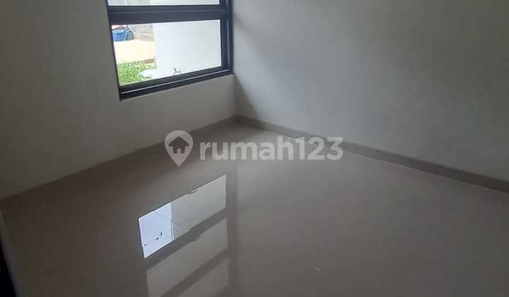 House Near Transjakarta Terminal 2