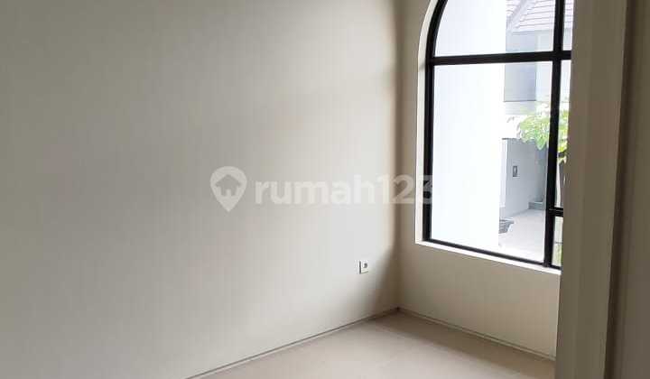 Ready-to-Occupy Rental House in Citraland, Gresik 2