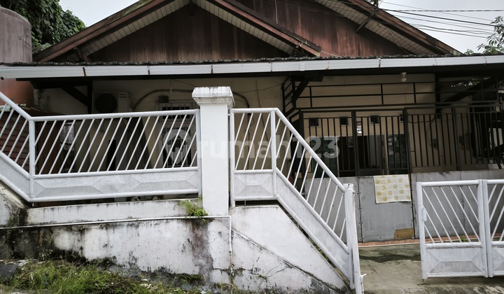 Rumah Dengan Mezzanine Dijual Di Samarinda