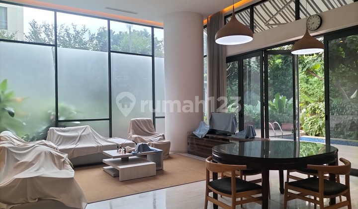Luxury 2+1 Bedroom Apartment with Private Pool (patio) In Verde Kuningan